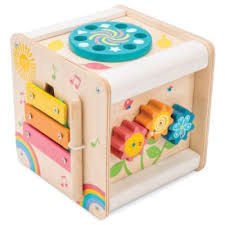 ACTIVITY WOODEN CUBE